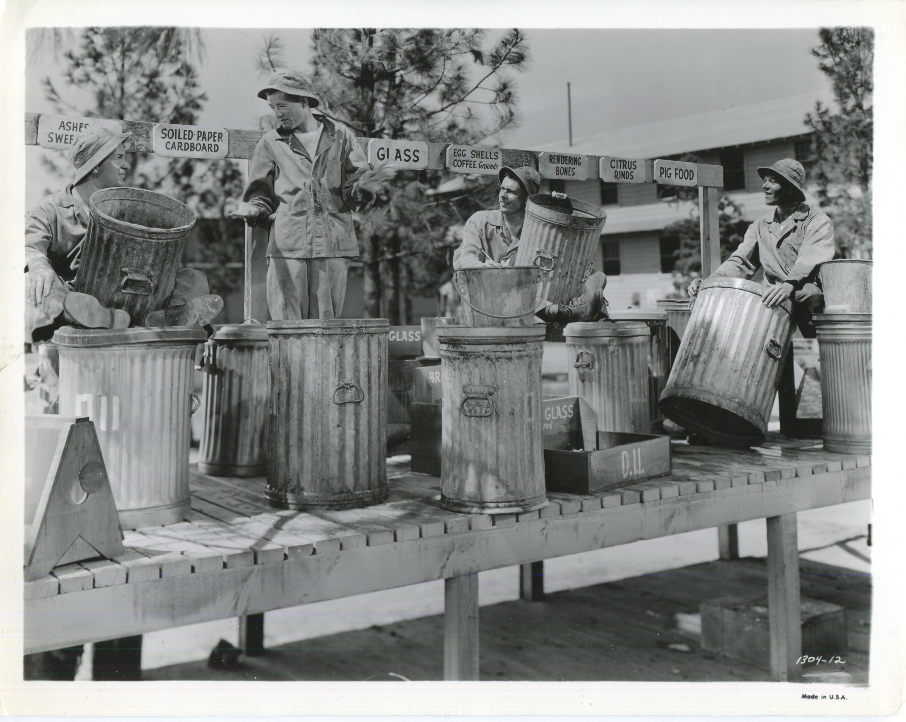 George Offerman Jr., William 'Bill' Phillips, Robert Walker, and Keenan Wynn in See Here, Private Hargrove (1944)