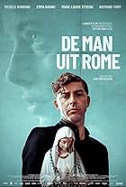 Michele Riondino and Emma Bading in De man uit Rome (2023)