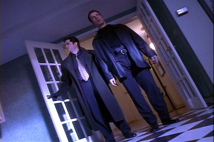 Rick Aiello and Robert Cicchini in The Don's Analyst (1997)