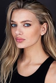 Primary photo for Bregje Heinen