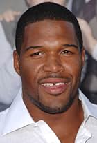 Michael Strahan at an event for Hermanastros (2008)