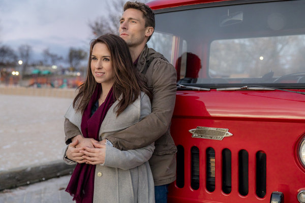 Lacey Chabert and Andrew W. Walker in My Secret Valentine (2018)