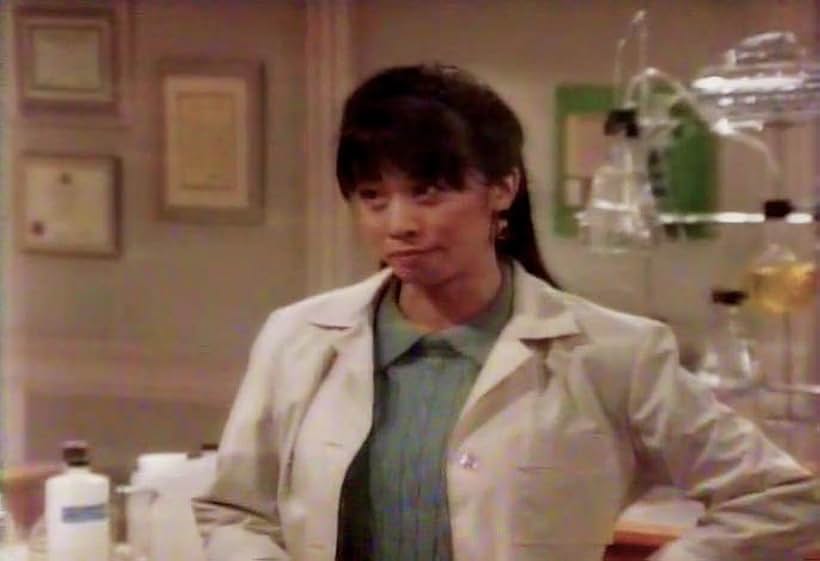 Lauren Tom in El bien y el mal (1991)