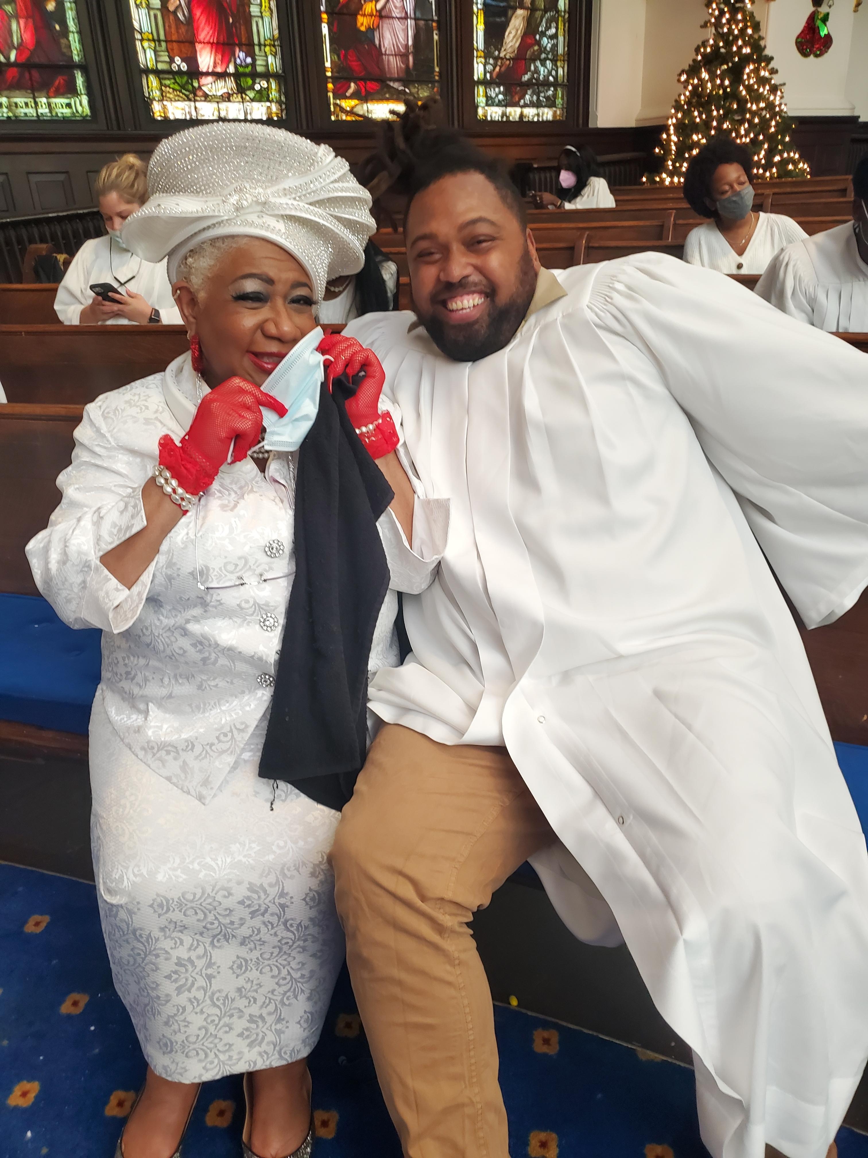 Luenell and Owen Rogers in Miracles Across 125th Street (2021)