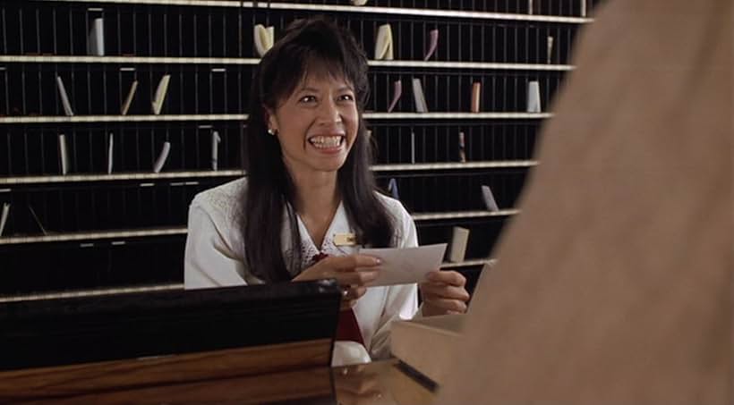 Lauren Tom in No me chilles, que no te veo (1989)