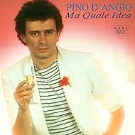 Pino D'Angiò in Pino D'Angiò: Ma Quale Idea, Live (1980)