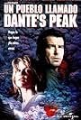 Pierce Brosnan and Linda Hamilton in Un pueblo llamado Dante's Peak (1997)