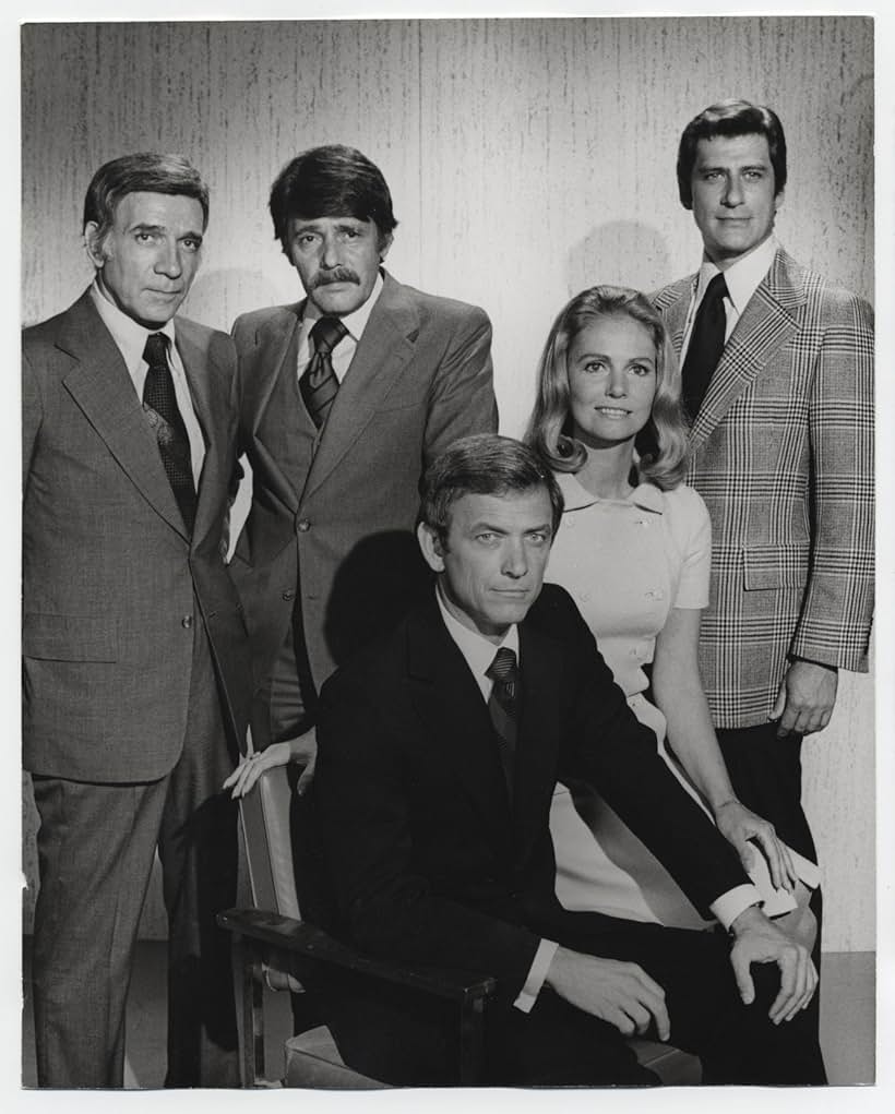 Sharon Acker, Dane Clark, Harry Guardino, Monte Markham, and Albert Stratton in The New Perry Mason (1973)