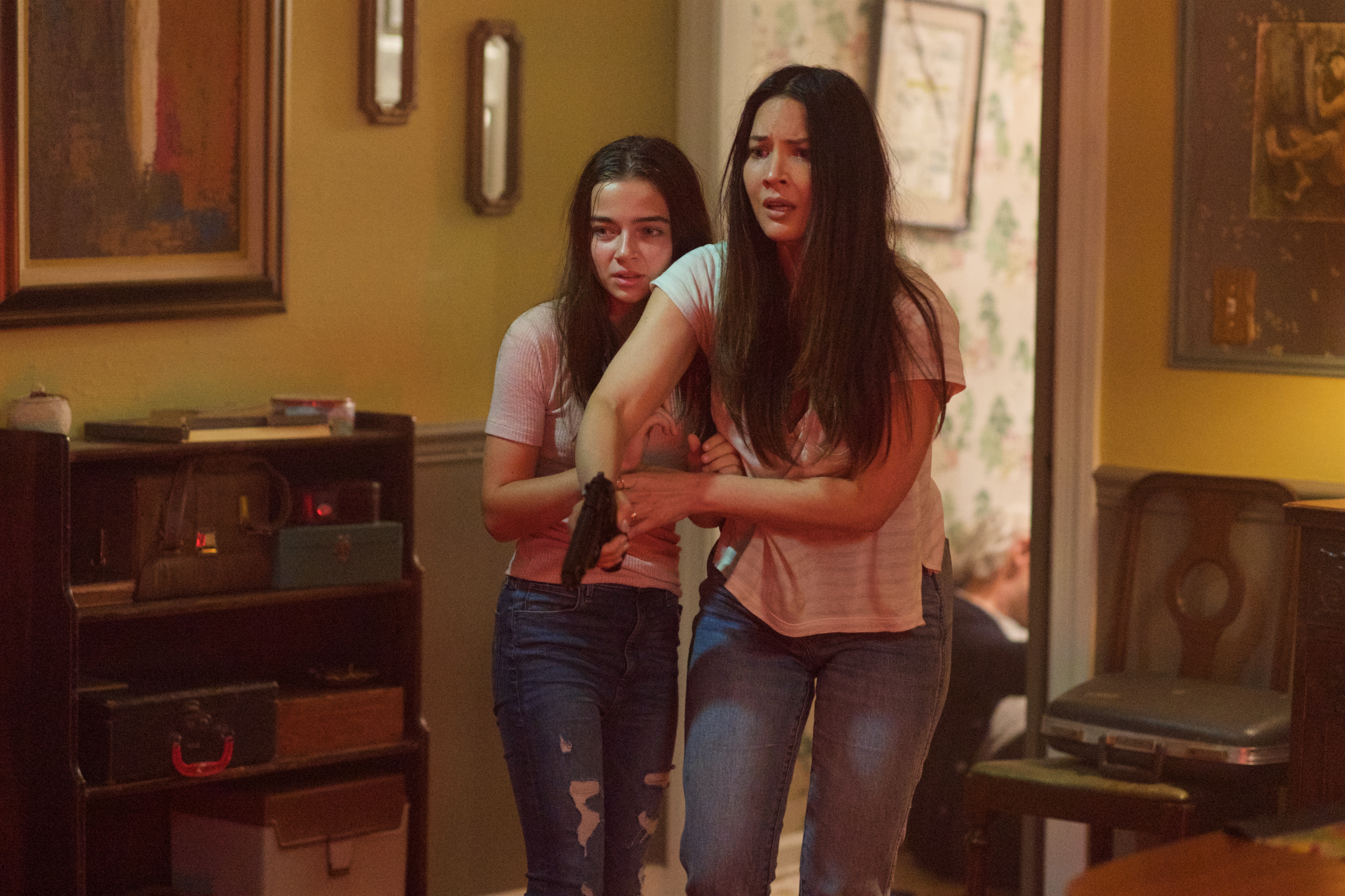 Olivia Munn and Taegen Burns in The Gateway (2021)