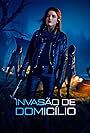 Bella Thorne in Invasão de Domicílio (2021)