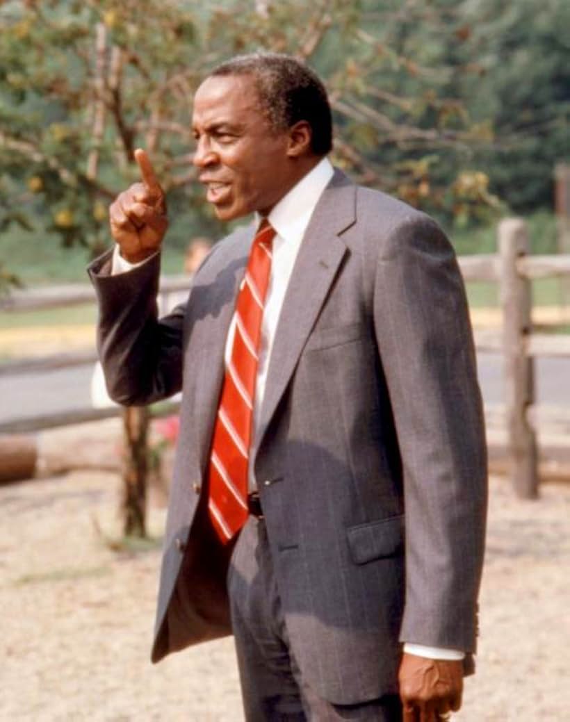 Robert Guillaume in Lean on Me (1989)