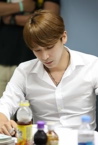 Primary photo for Jin Yi-Han