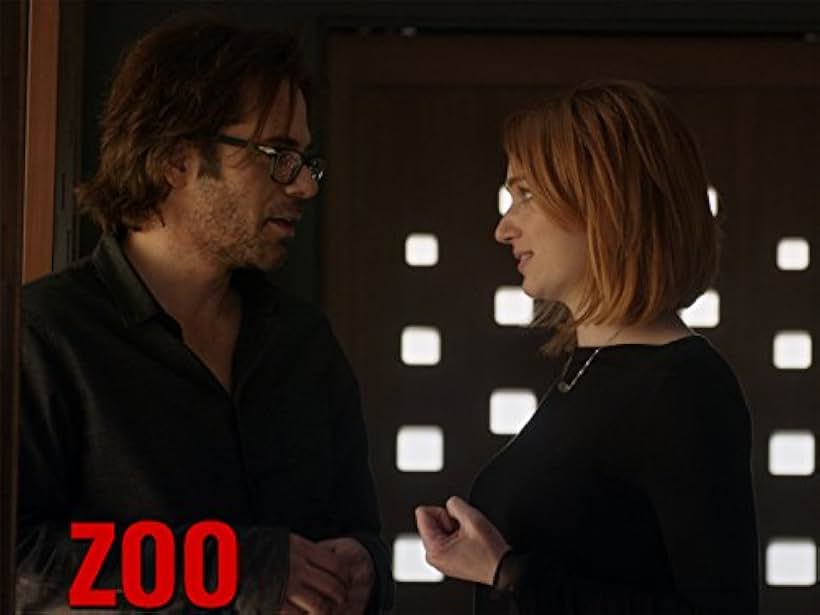 Billy Burke and Kristen Connolly in Zoo (2015)