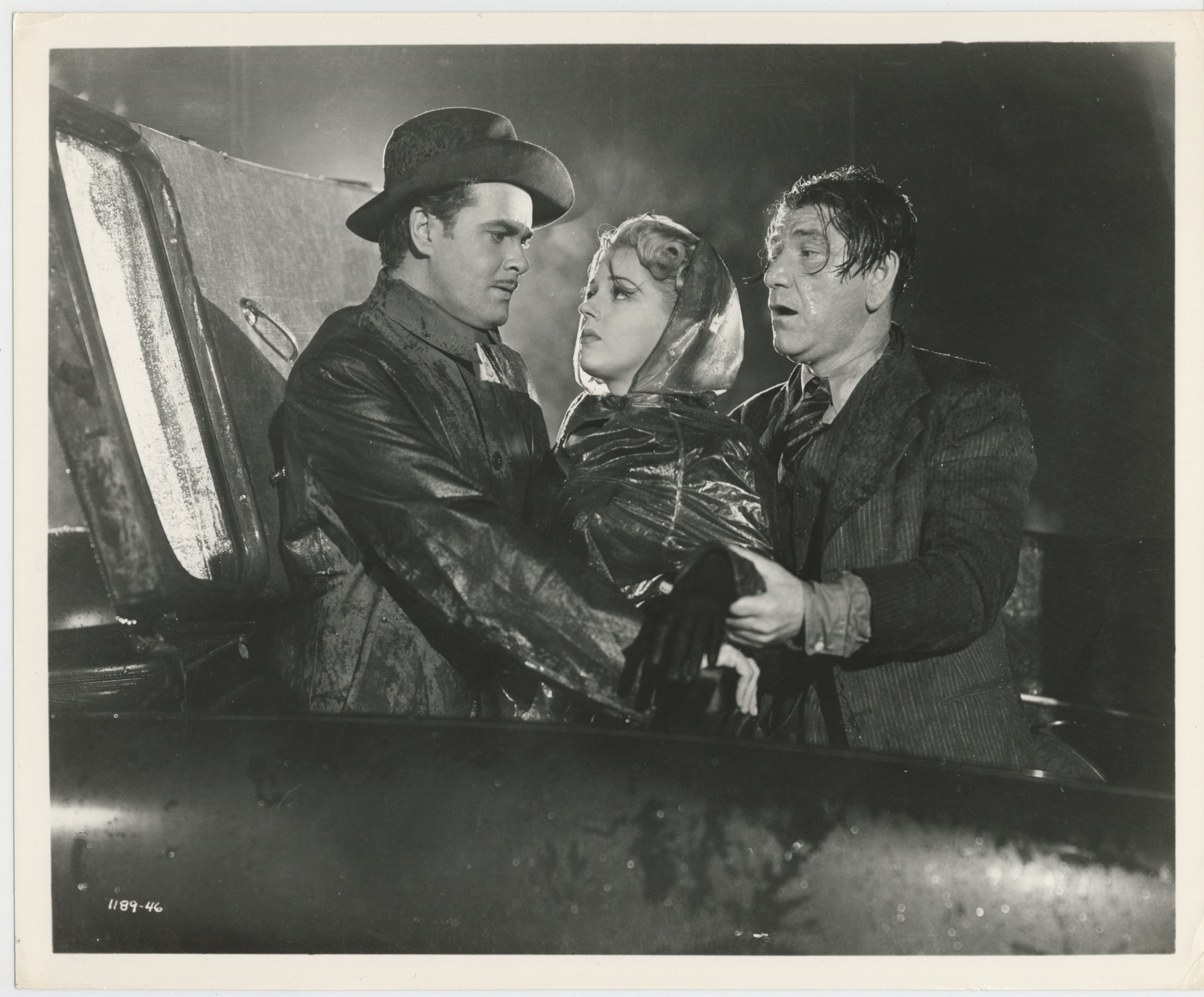 Anne Gwynne, Shemp Howard, and Edmund MacDonald in The Strange Case of Doctor Rx (1942)