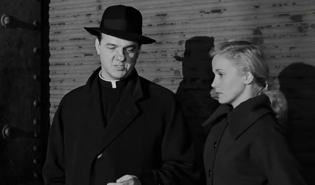 Karl Malden and Eva Marie Saint in On the Waterfront (1954)