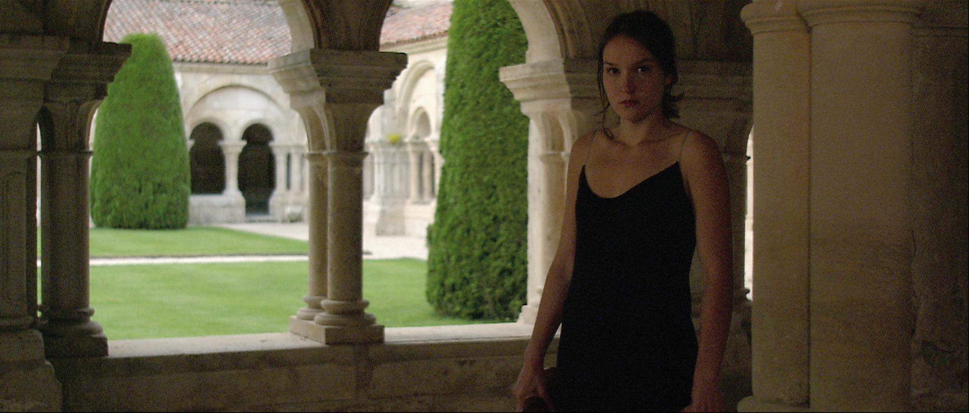 Anaïs Demoustier in Sois sage (2008)