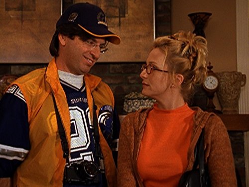 Robert Carradine and Hallie Todd in Lizzie McGuire (2001)