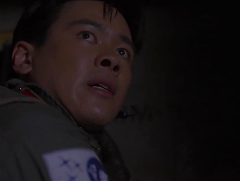 Joel de la Fuente in Space: guerra estelar (1995)