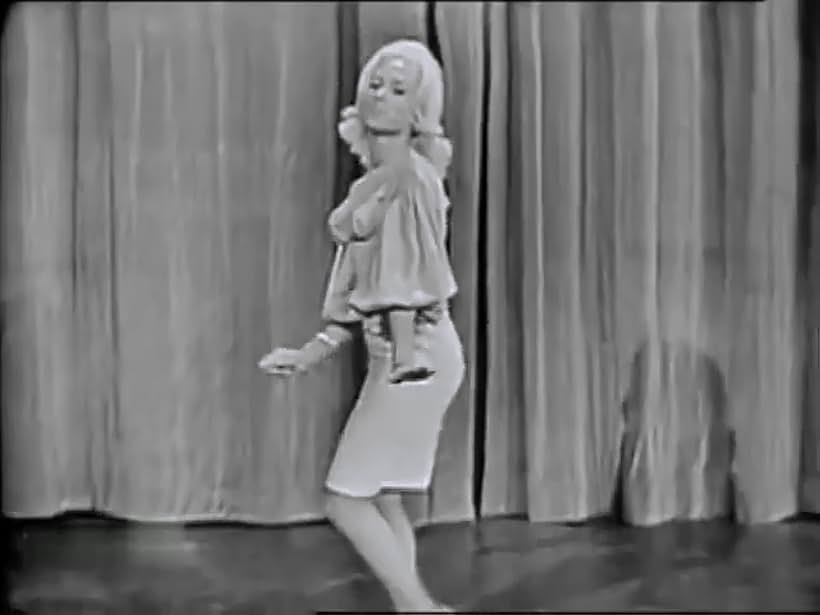 Jackie DeShannon in American Bandstand (1952)