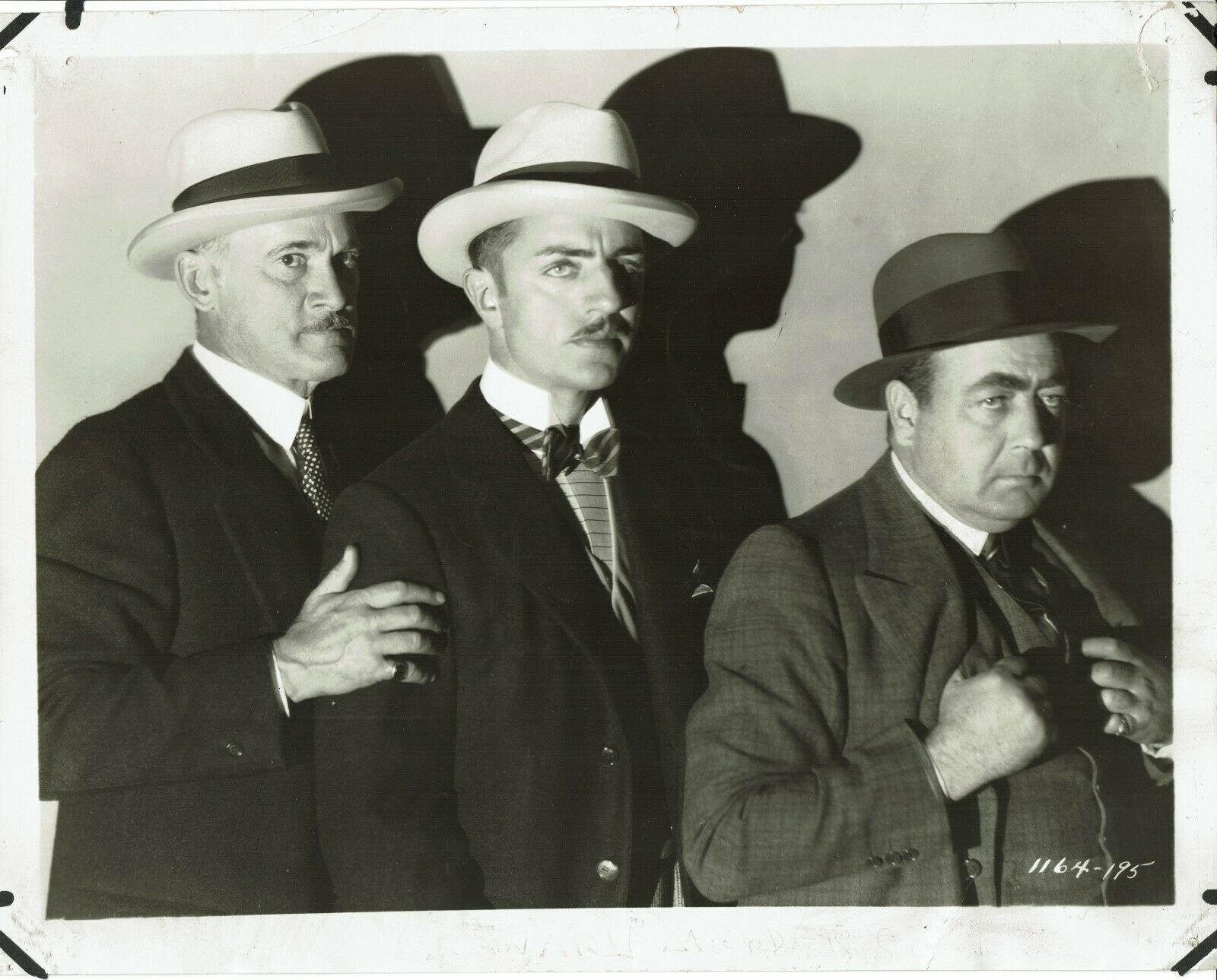 William Powell, Robert McWade, and Eugene Pallette in Meurtre au chenil (1933)