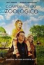 Matt Damon, Scarlett Johansson, Maggie Elizabeth Jones, and Felix in Compramos Um Zoológico (2011)