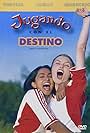 Keira Knightley and Parminder Nagra in Jugando con el destino (2002)