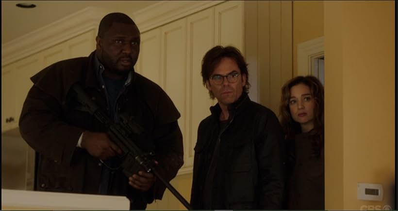 Billy Burke, Kristen Connolly, and Nonso Anozie in Zoo (2015)