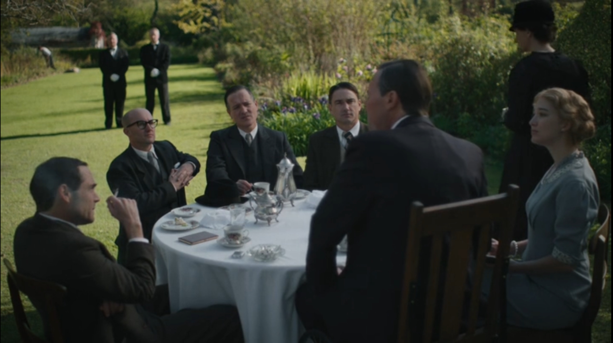 Christian McKay, Amanda Lane, Richard Wright-Firth, Amy Louise Wilson, Marc Pleass, and Nathan Roberts in FDR (2023)