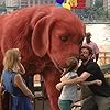 Sienna Guillory, Jack Whitehall, and Darby Camp in Clifford the Big Red Dog (2021)