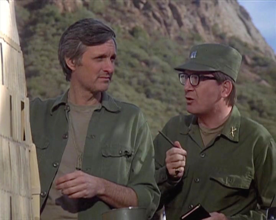 Alan Alda and William Bogert in M*A*S*H (1972)