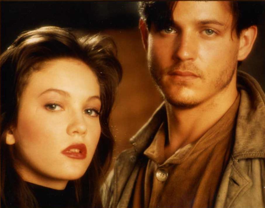 Diane Lane and Michael Paré in Les Rues de Feu (1984)