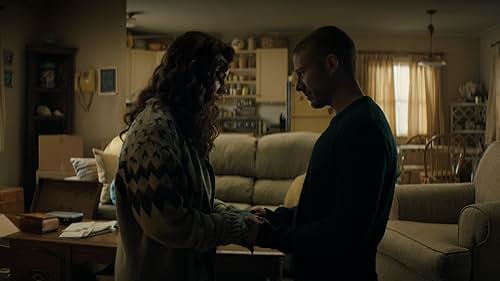 Zach Gilford and Kate Siegel in Midnight Mass (2021)