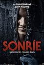 Caitlin Stasey in Sonríe (2022)