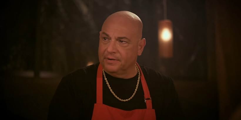 Michael Saquella in El Coyote (2019)