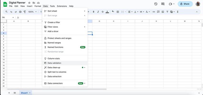Creating the calendar area