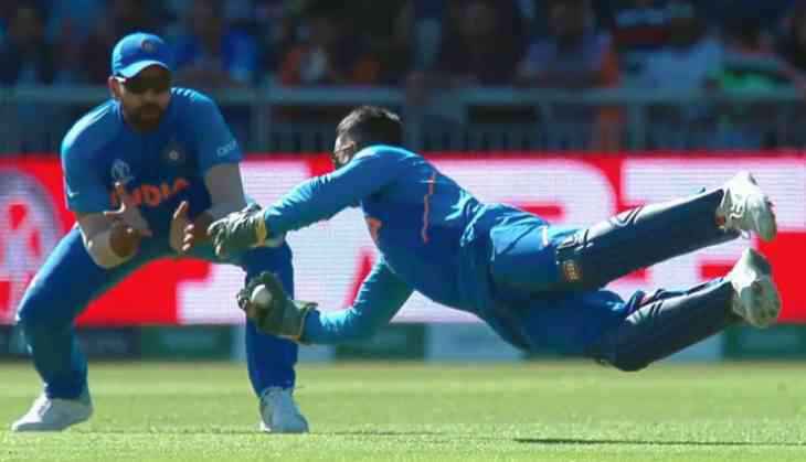 Dhoni-dive_165121_730x419-m