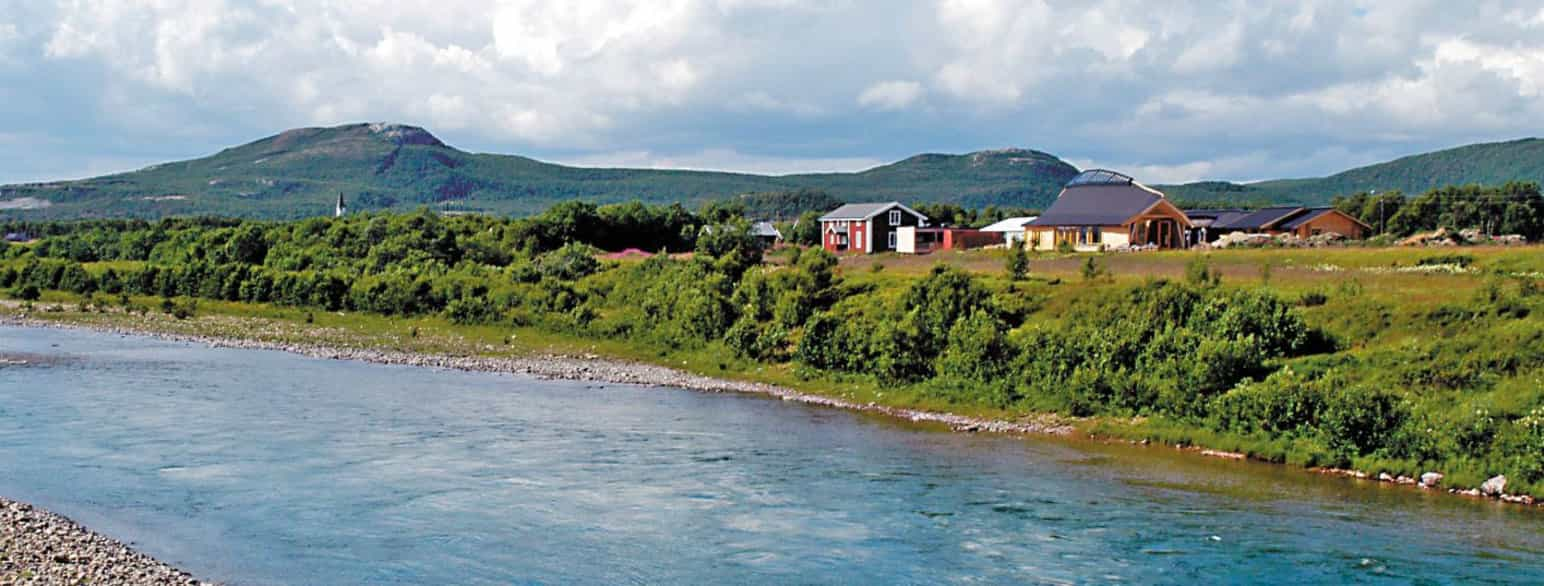 Børselva og Kvensk institutt. Børselv er ett av kjerneområdene for kvensk språk.