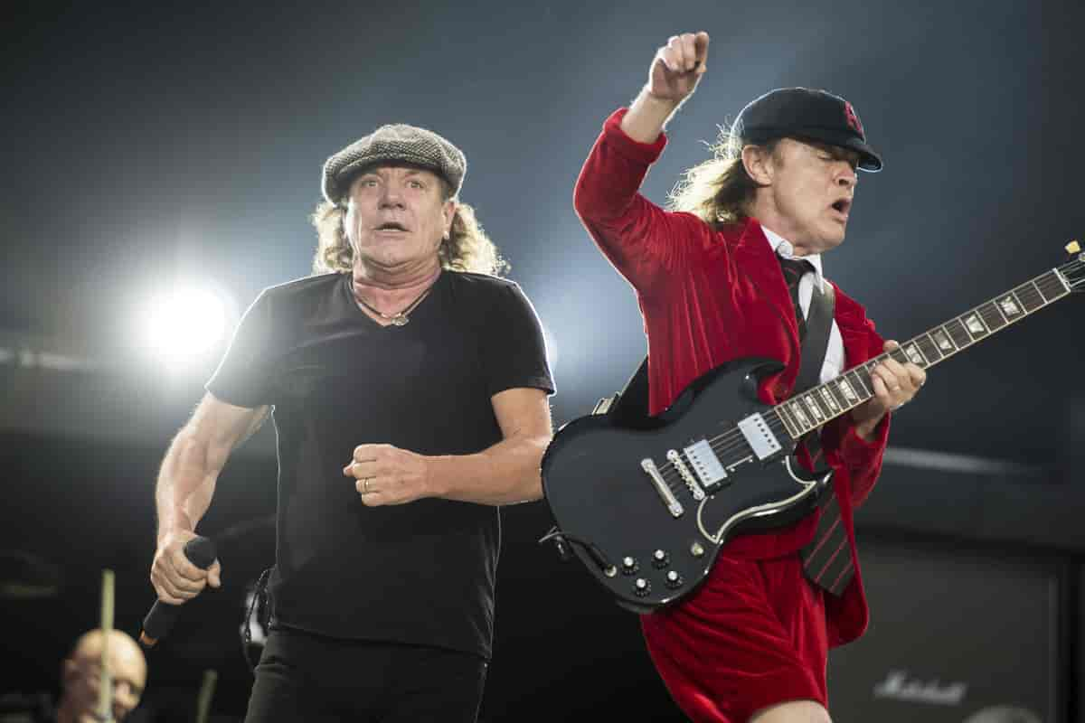 AC/DC