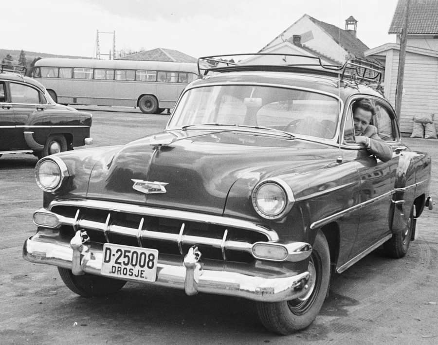 Chevrolet 210, 1954-modell, kjørt som drosje på Elverum