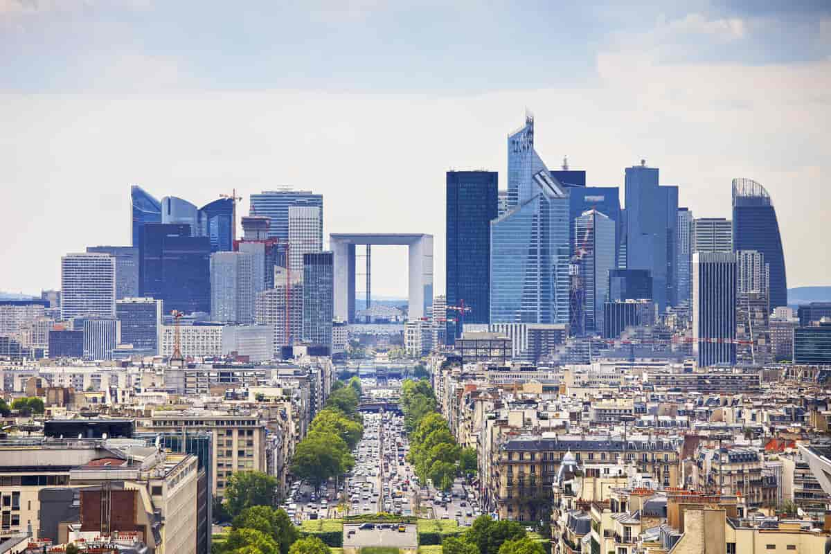 La Défense med La Grande Arche