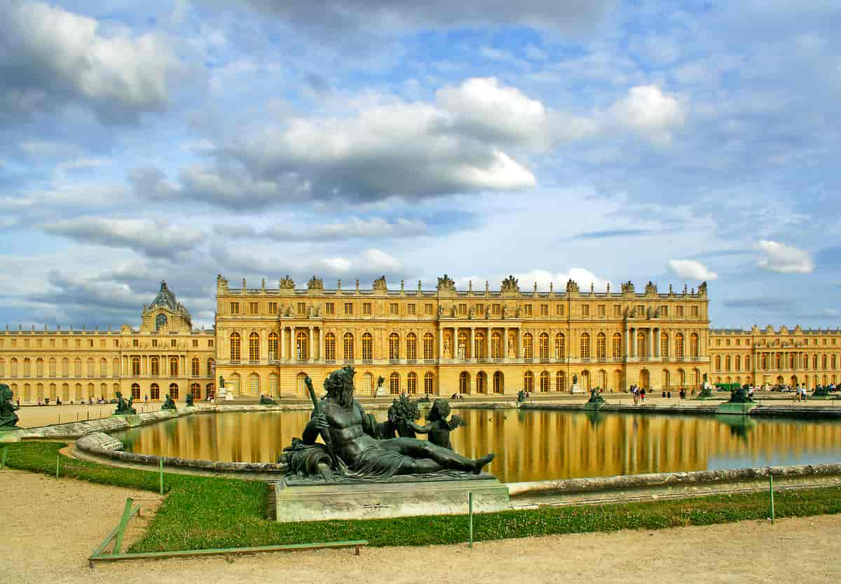 Versailles