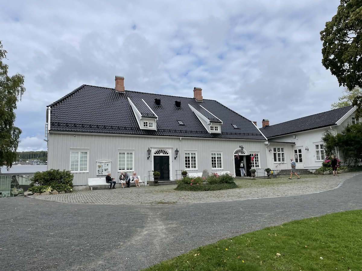 Foto av trehus som Colin Archer bodde i