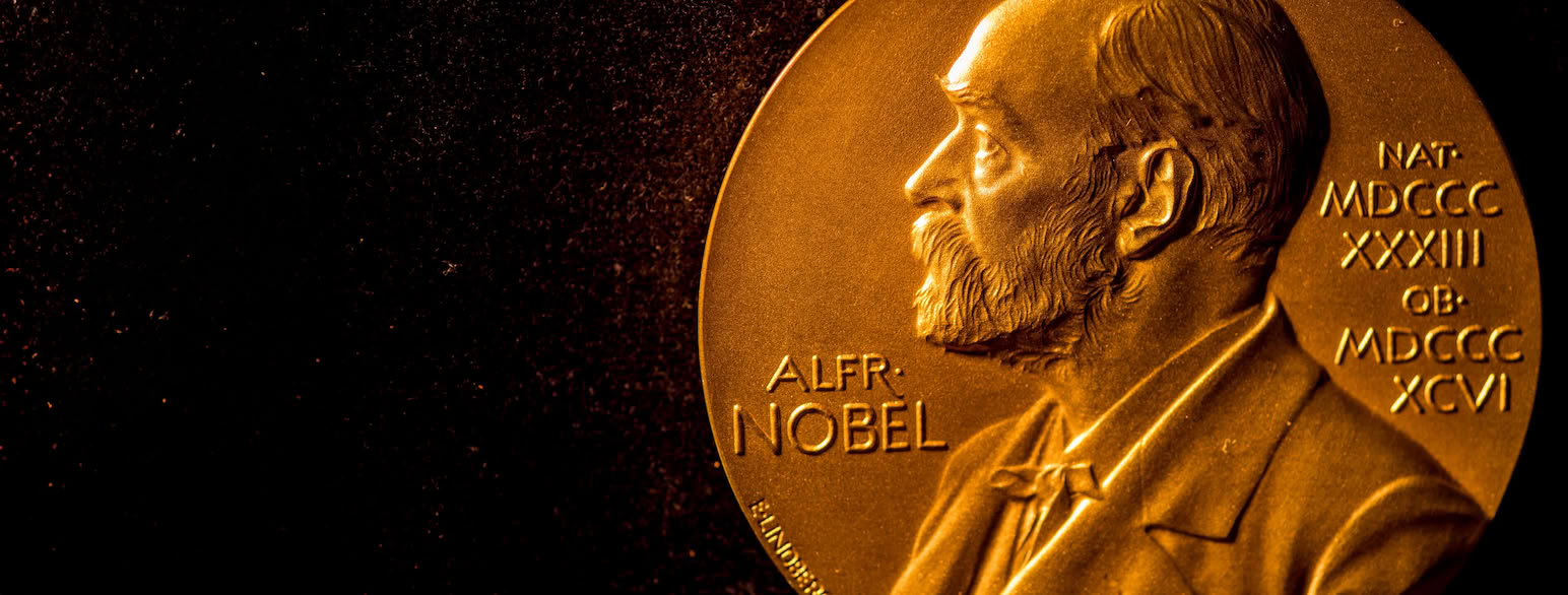 Nobel-medalje som deles ut til vinnerne av en Nobelpris
