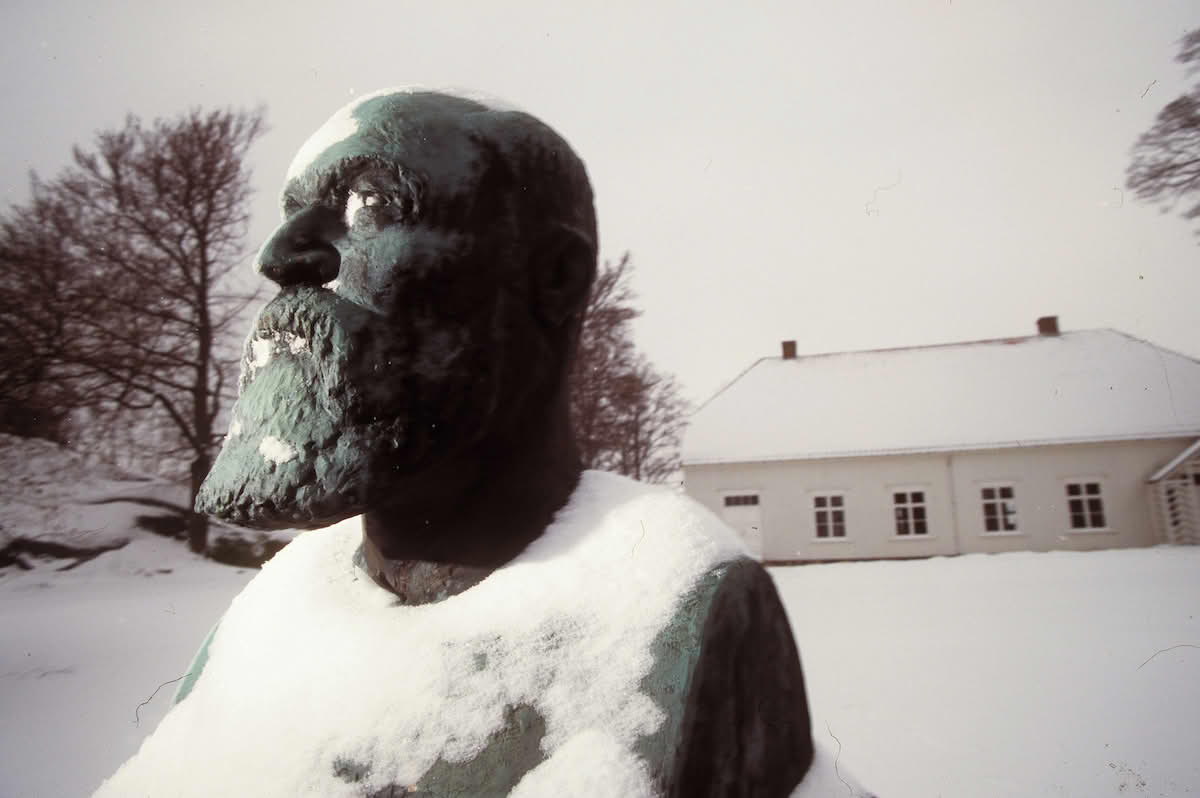 Foto av byste av Colin Archer