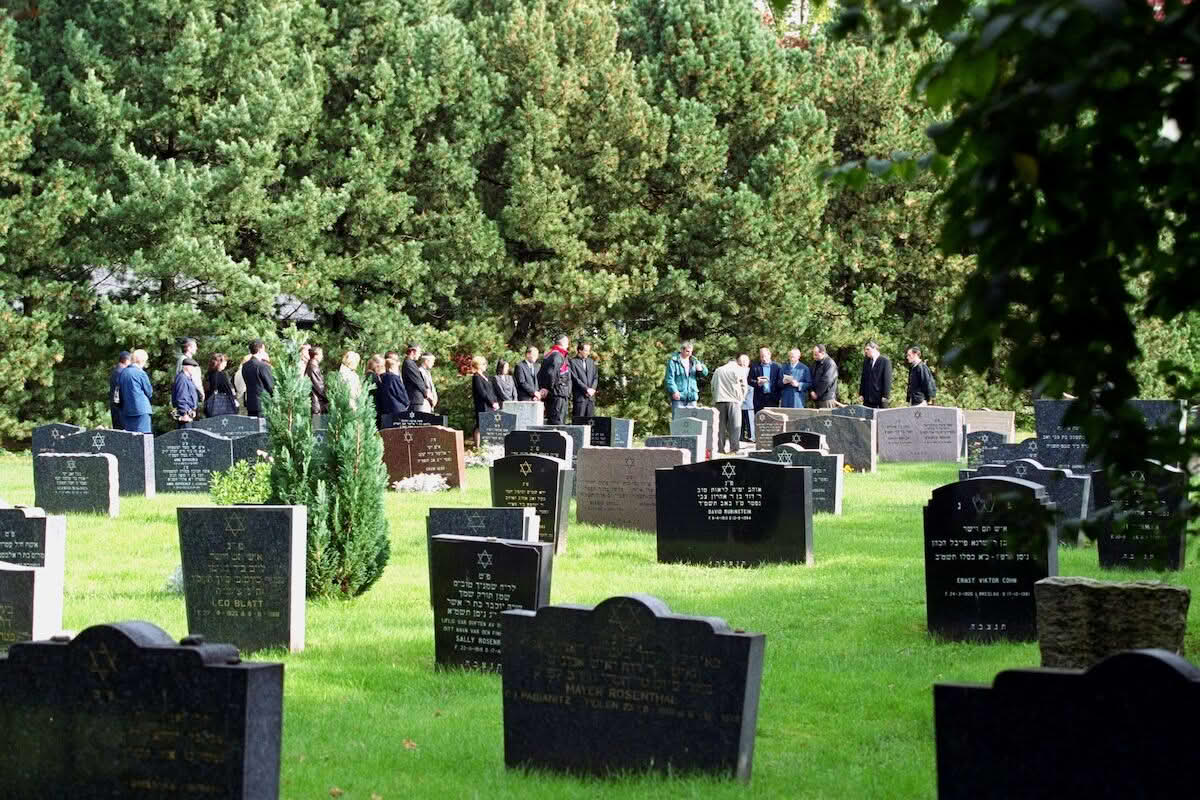 Jødisk begravelse i Oslo (2001)