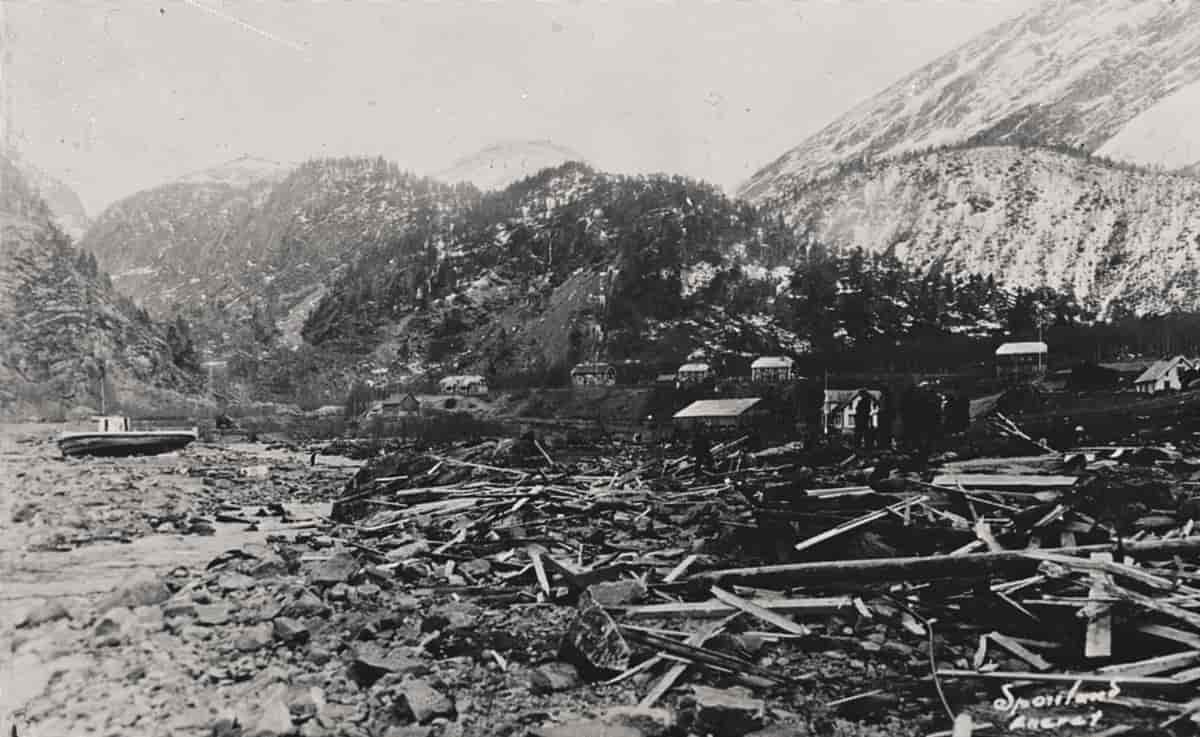 Tafjord (foto, etter ulukka)