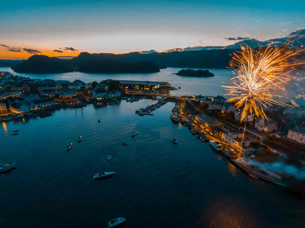 Farsund under kaperspillet fotografert med drone.