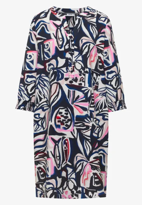 Knielange jurk met grafisch patroon universal blue Kniejurk met driekwartsmouwen en abstract bloemen- en bladmotief in marineblauw, roze en wit.