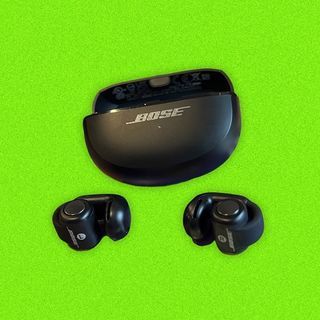 ボーズの「Ultra Open Earbuds」は革新的なデザインで音質もクリアな“耳をふさがない”イヤフォンだ：製品レビュー