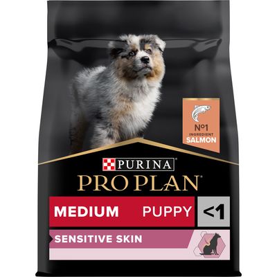 PURINA PRO PLAN Medium Puppy Sensitive Skin <1, No1 Ingredient Salmon feliratú kutyatáp csomagolás közepes testű kölyökkutyának, lazac fő összetevőként